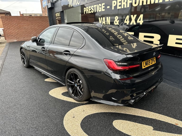 BMW 3 SERIES 2.0 330i M Sport Saloon Black Auto Petrol 2019