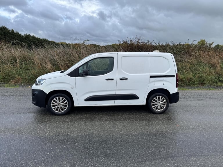 Citroen Berlingo 1.6 BlueHDi 1000 Enterprise M Panel Van 5dr Diesel M... 2019/19