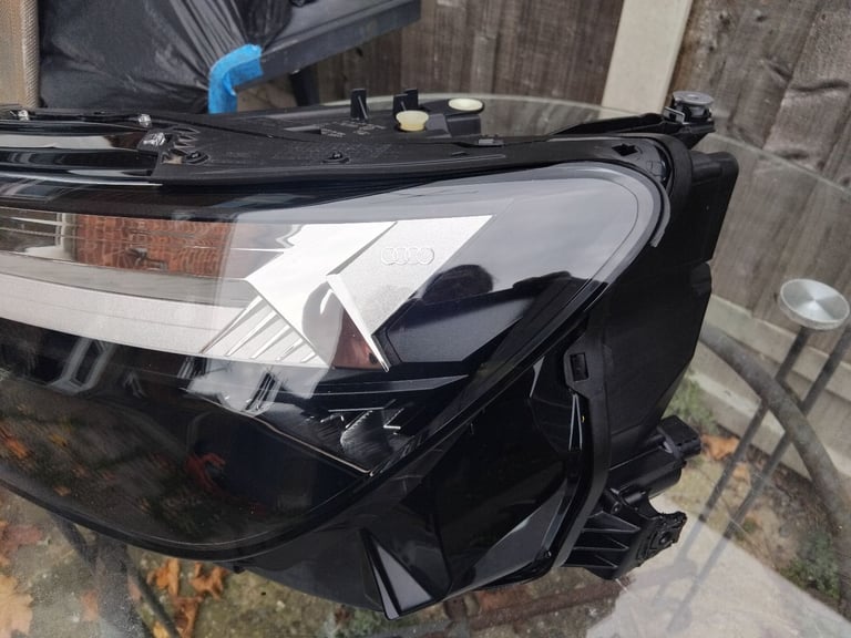 2024 Audi Q4 e Tron Led n/s headlight 