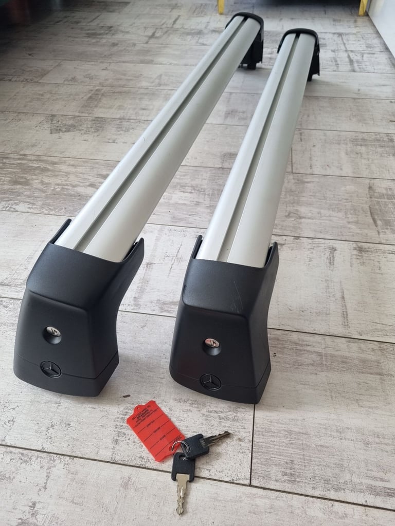 Roof bars Mercedes w 205 with 2 keys