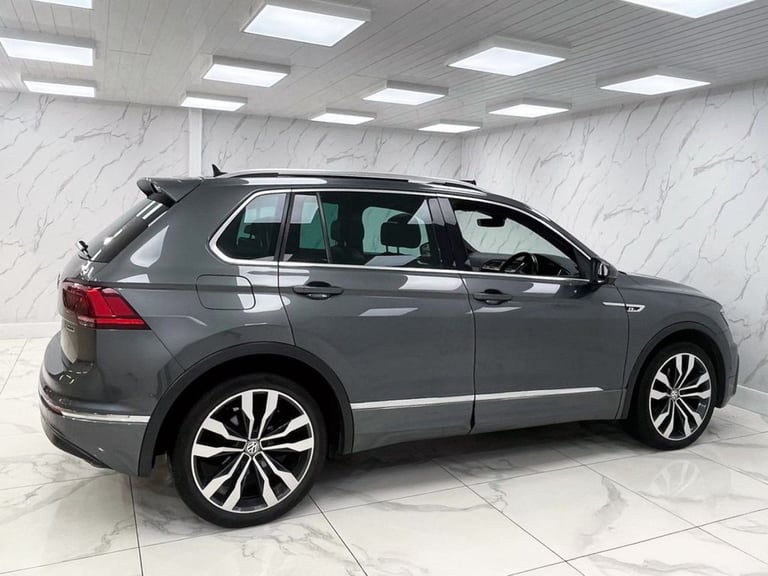 2020 Volkswagen Tiguan 2.0 TDI R-Line Tech SUV 5dr Diesel DSG 4Motion Euro 6 (s/s) (150 ps) ESTAT...
