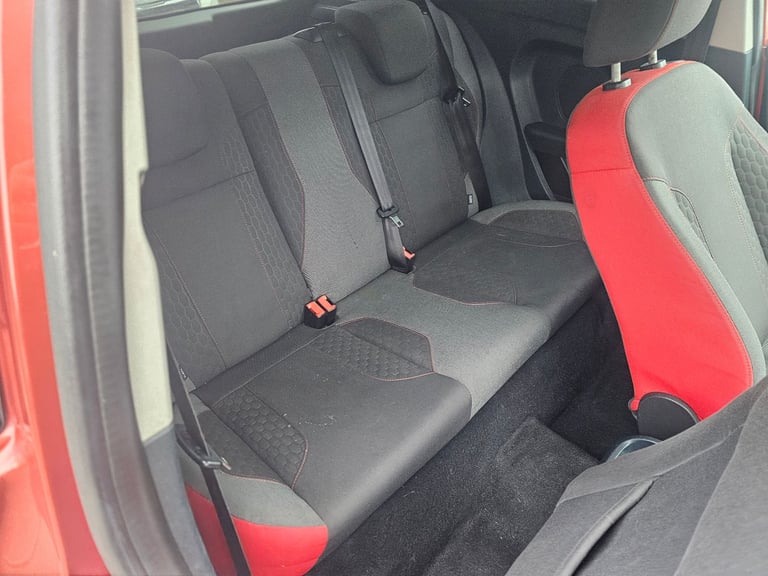 fiesta 1.2 F.S.H NEW CAMBELT AN CLUTCH LONG MOT JULY 26 DRIVES PERFECT 1.2 