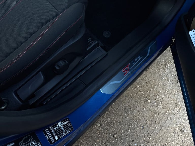 2025 Ford Puma 1.0 EcoBoost Hybrid mHEV ST-Line 5dr 5 Door PETROL Manual