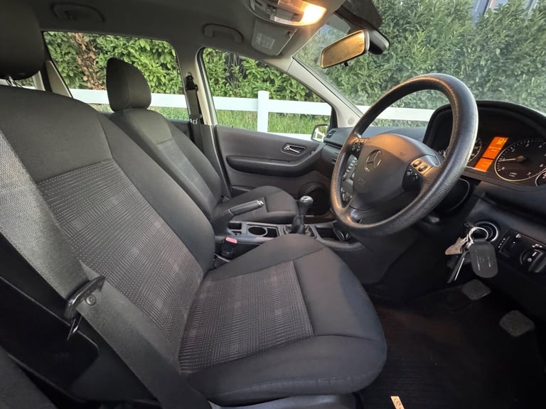 2010 Mercedes-Benz A-Class 1.5 A160 BlueEfficiency Classic SE 5dr HATCHBACK Petrol Manual