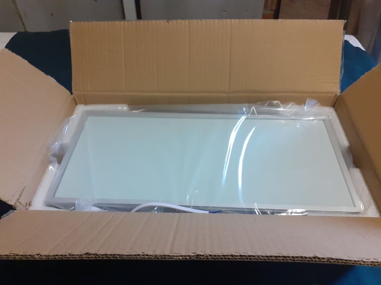 Sensio LED Box Shelf (New)