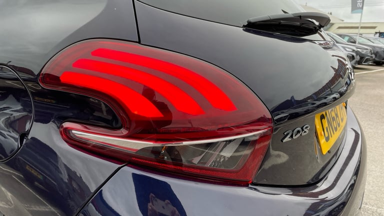 2018 Peugeot 208 1.2 PureTech GPF GT Line Hatchback 5dr Petrol EAT Euro 6 (s/s) (110 ps) Hatchbac...