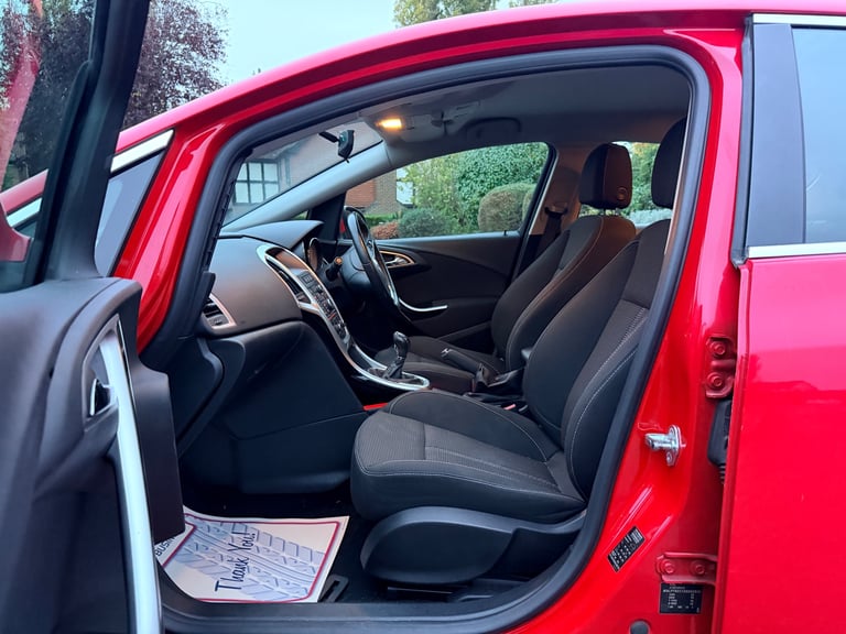 Vauxhall, ASTRA, Hatchback, 2013, Manual, 1364 (cc), 5 doors