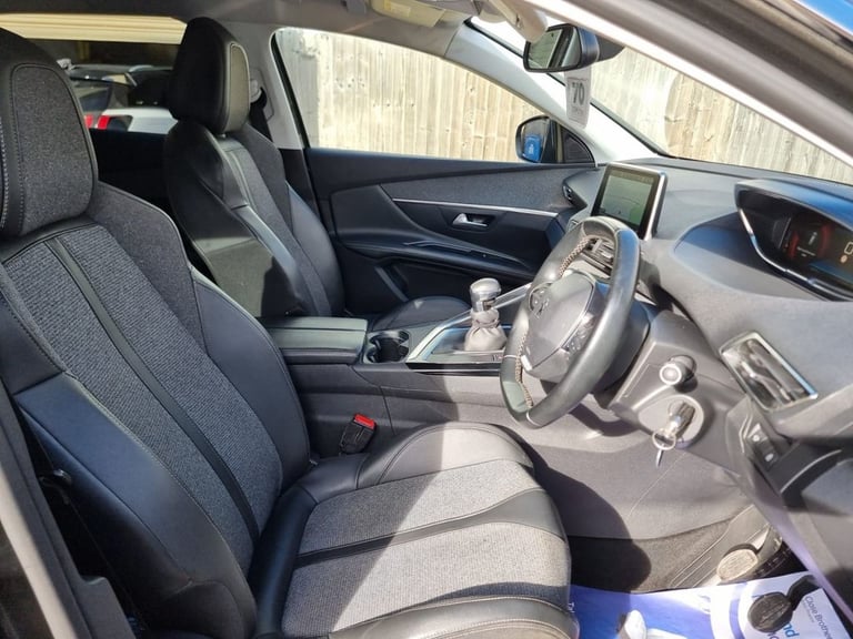 2020 Peugeot 3008 1.2 PureTech Allure SUV 5dr Petrol Manual Euro 6 (s/s) (130 ps) HATCHBACK Petro...