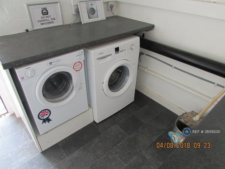 Studio flat in Self Contained, Coventry, CV2 (#2659330)