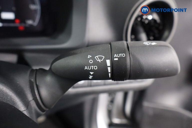 2024 Toyota C-HR 2.0 PHEV Design 5dr CVT SUV Hybrid Automatic