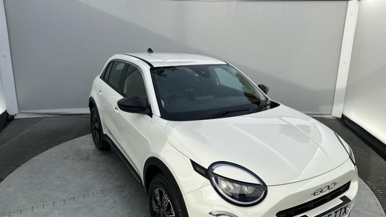 2025 Fiat 600 1.2 MHEV SUV 5dr Petrol Hybrid e-DCT Euro 6 (s/s) (100 ps) Automatic Hatchback Hybr...