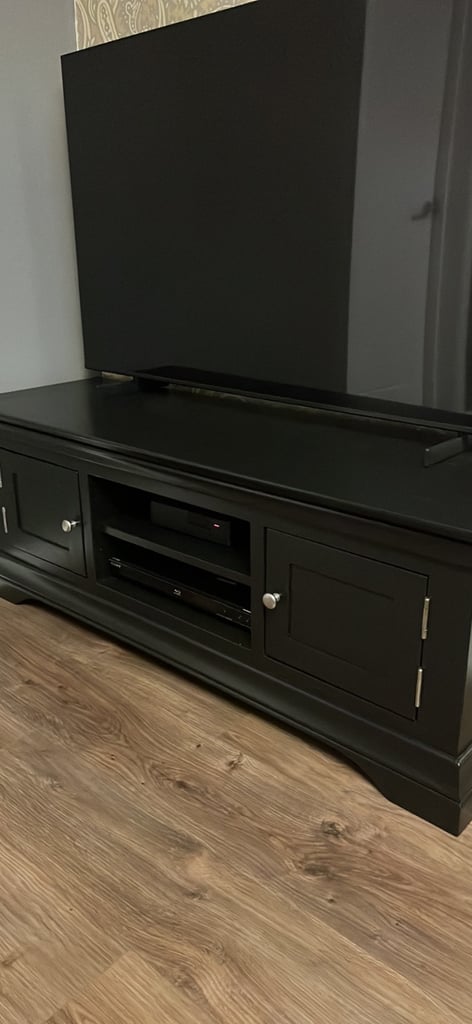 image for solid tv cabinet 