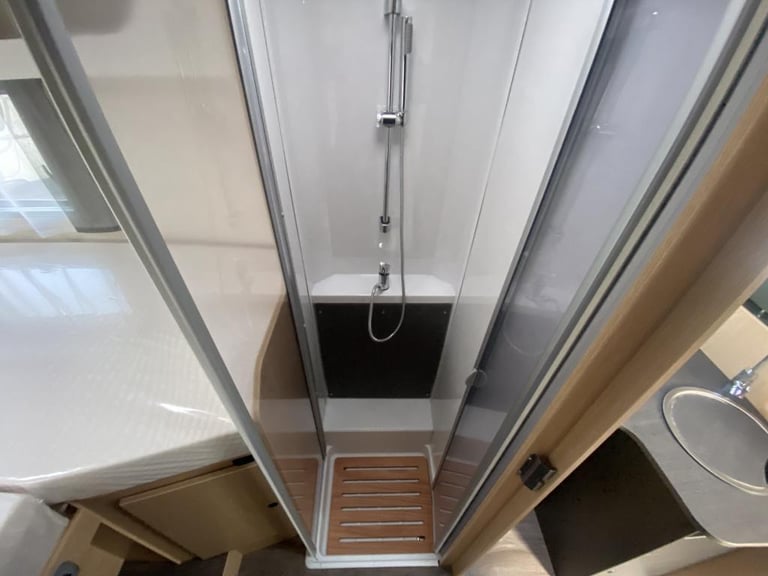 2025 SUNLIGHT T68 XX EDITION 4 BERTH MOTORHOME