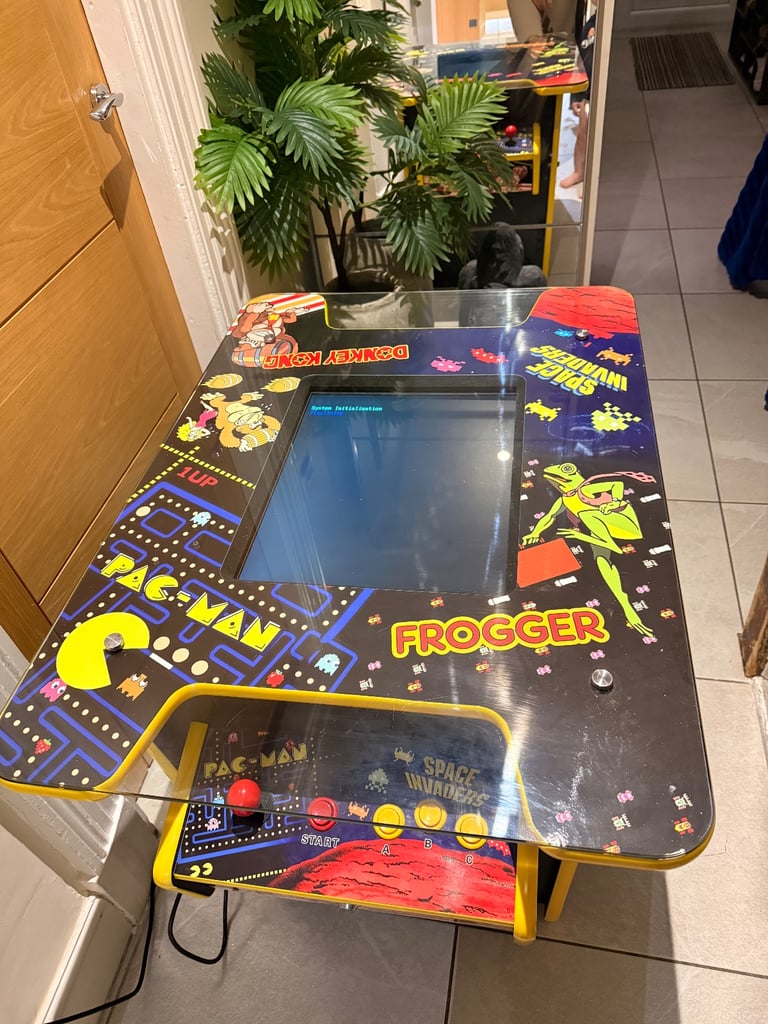 Multi game arcade gaming table 