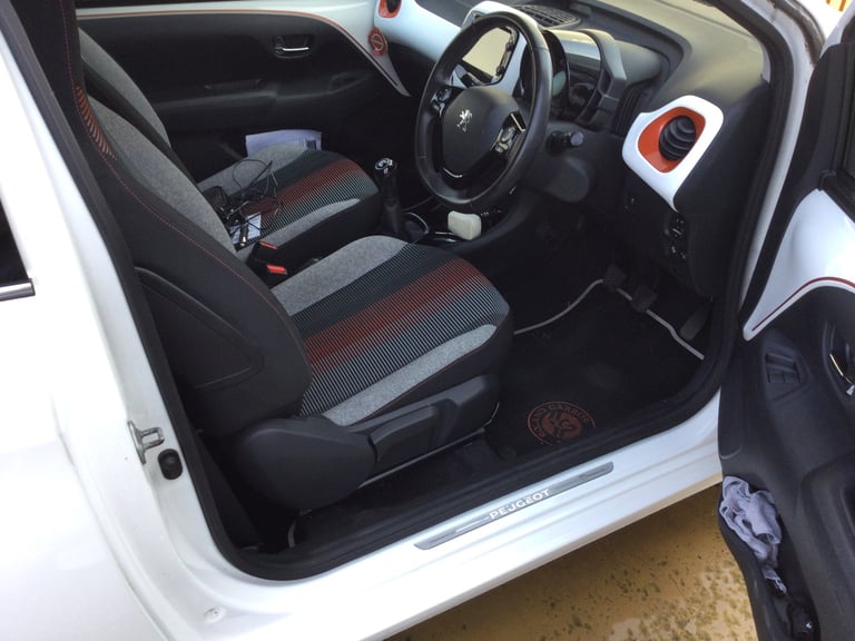 Peugeot, 108, Hatchback, 2017, Manual, 1199 (cc), 3 doors