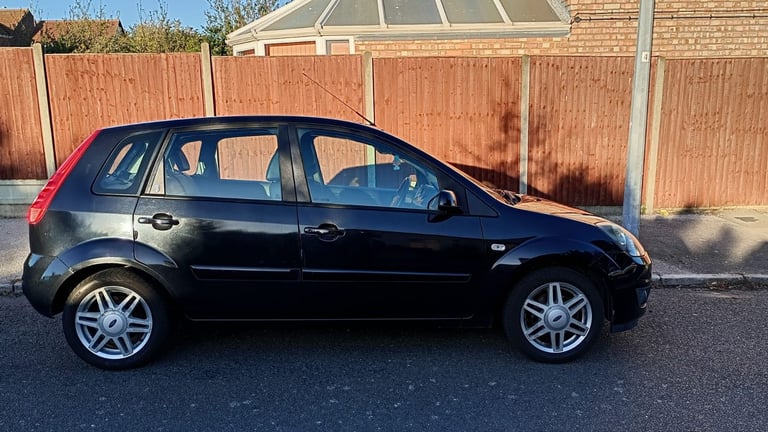 2007 Ford Fiesta 1.4 Ghia Full Leather Interior Lovely Condition
