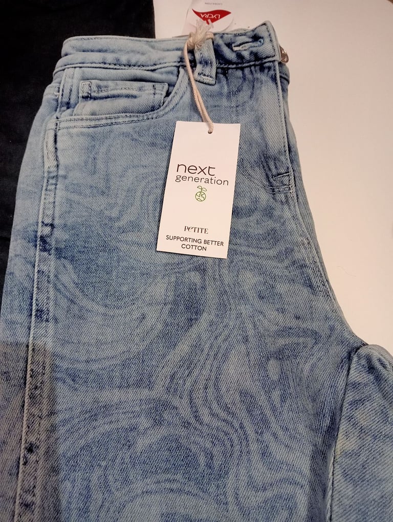 image for Ladies trousers  size 6- 8