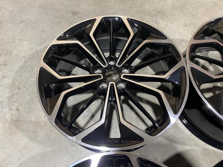 18 19" Inch Ford Focus ST 2024 style Alloy wheels Mondeo Connect Van Volvo Models 5x108