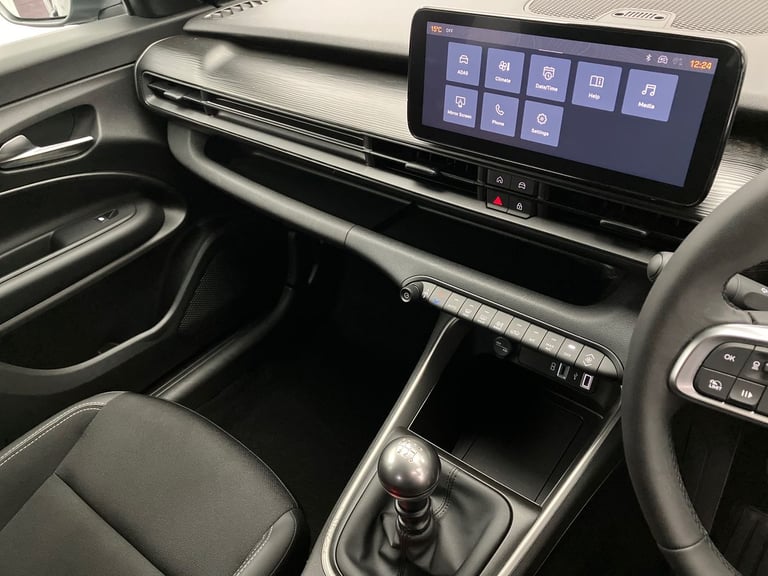 2025 Jeep Avenger Avenger 1.2 Altitude 5dr Hatchback Hatchback PETROL Manual