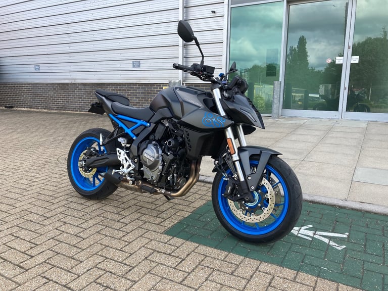 Suzuki, GSX-8S 2024, 776 (cc) 74 plate