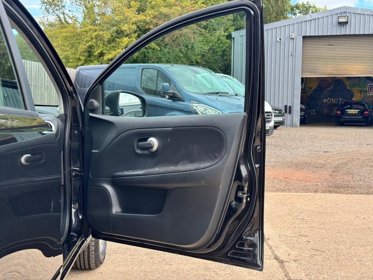 2009 Nissan Note 1.4 16V Acenta Euro 4 5dr MPV Petrol Manual