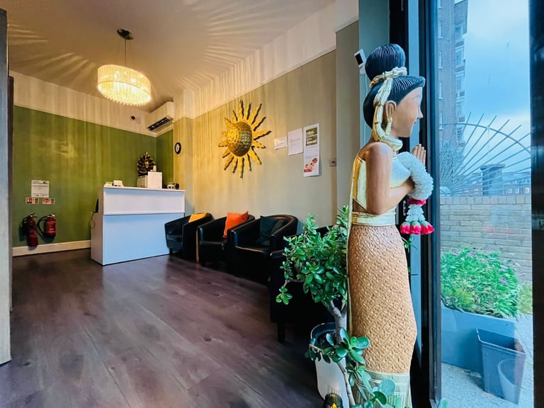 Beauty Treatment Room For Rent 