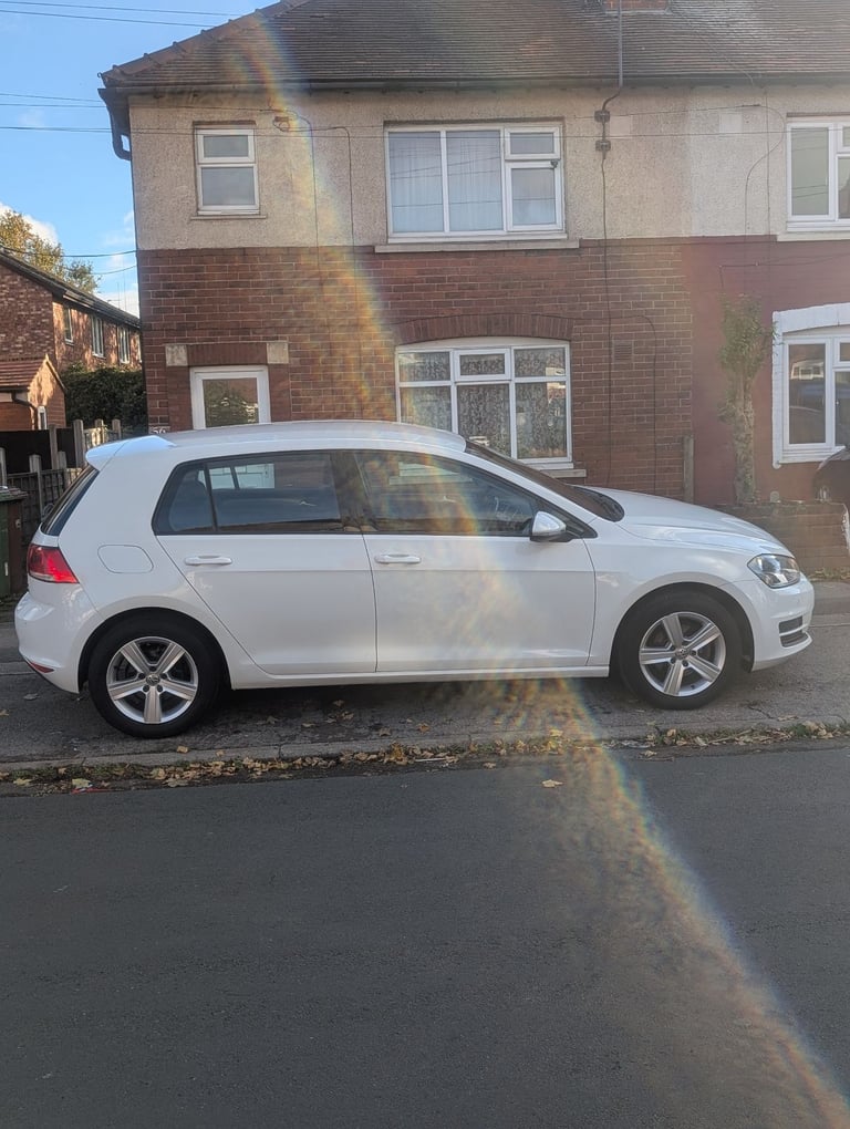 Volkswagen, GOLF, Hatchback, 2014, Manual, 1598 (cc), 5 doors