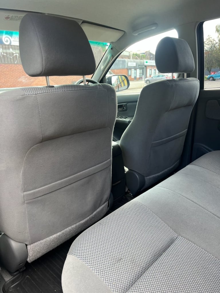 2013 Toyota Hilux 3.0 D-4D Invincible Pickup Double Cab 4dr Diesel Manual 4WD Euro 5 (171 ps) PIC...