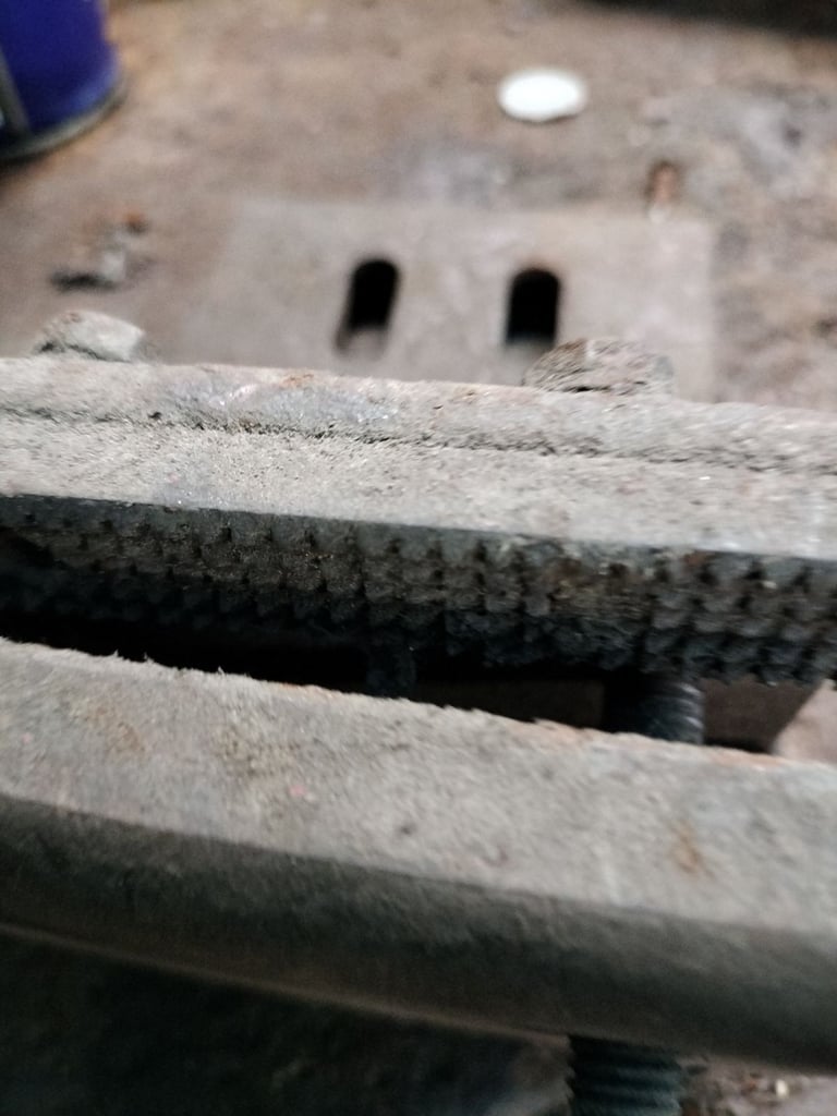 Car body jig sill clamps 