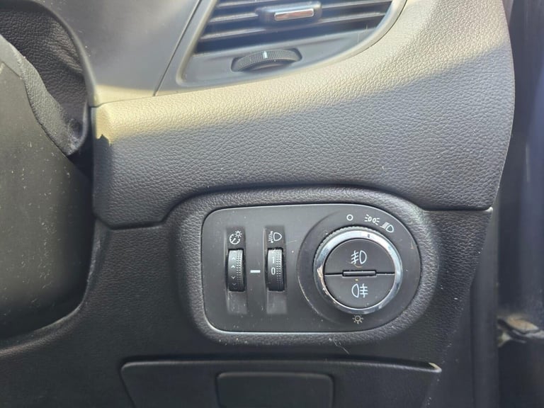 2016 Vauxhall Zafira 1.4i Turbo Exclusiv Auto Euro 6 5dr MPV Petrol Automatic