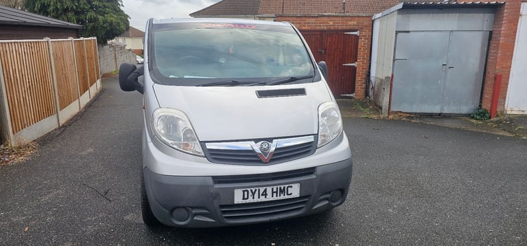 9 seater, Vauxhall, VIVARO, MPV, 2014, Manual, 1995 (cc), 5 doors
