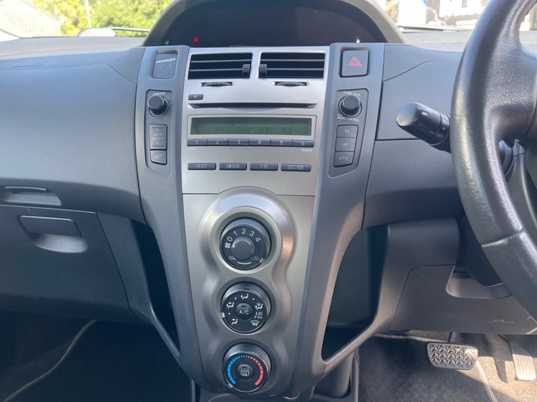 TOYOTA YARIS 1.4 D-4D TR 3dr Automatic Diesel Hatchback 