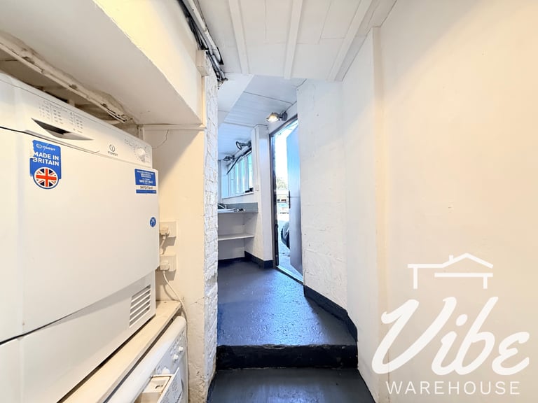 Live & Work unit to Rent at Southwark SE1, London
