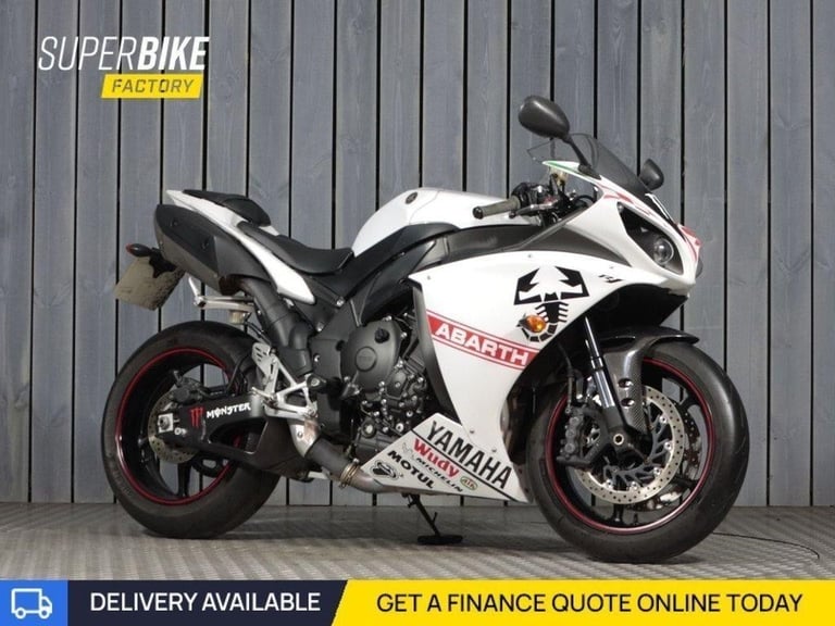 image for 2013 63 YAMAHA R1 1000 SUPER SPORTS PETROL MANUAL (182 PS)