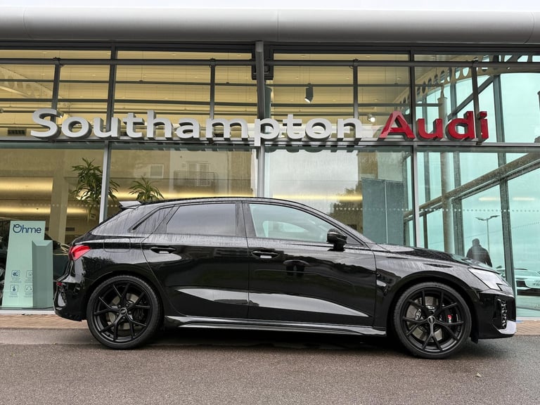  Audi RS3 2.5 TFSI Carbon Black Sportback 5dr Petrol S Tronic quattro Euro 6 (s/s) (4 Petrol Auto...