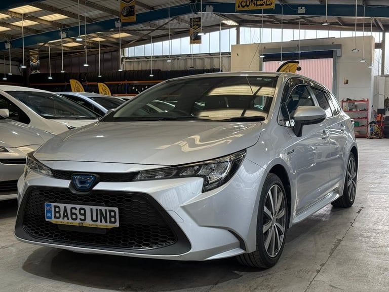 2020 Toyota Corolla 1 790 CC TOYOTA COROLLA TOURING Hybrid