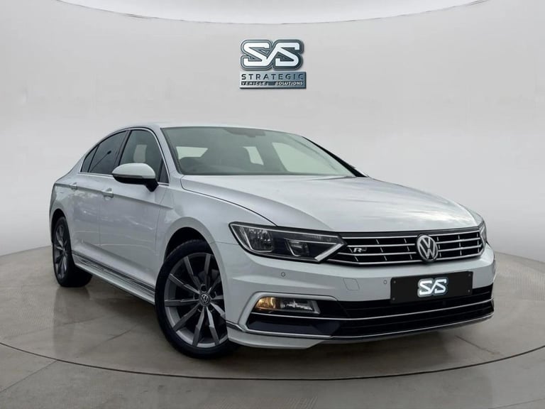 2015 Volkswagen Passat 2.0 TDI BlueMotion Tech R-Line Saloon 4dr Diesel DSG Euro 6 (s/s) (190 ps)...