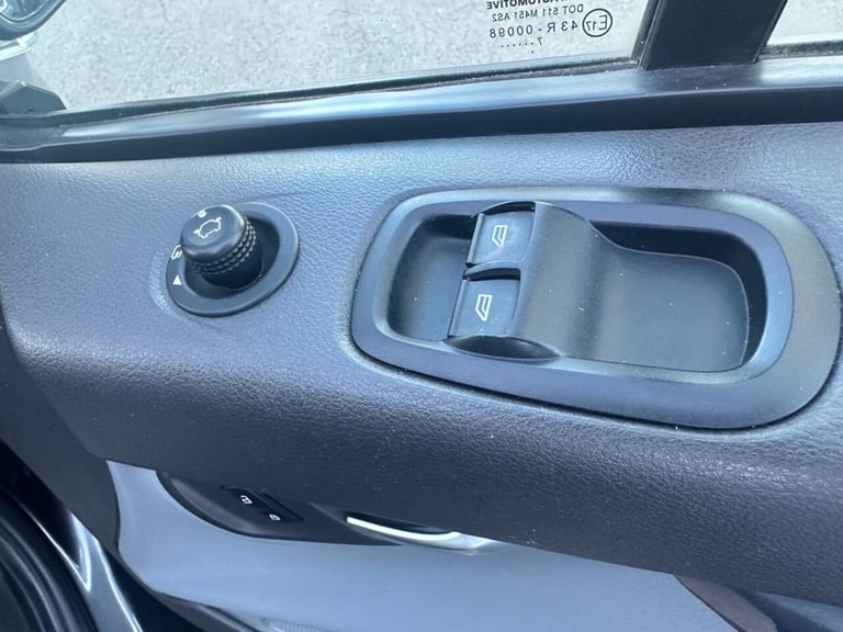 2017 Ford Transit Custom 2.0 TDCi 290 Limited Panel Van 5dr Diesel Manual L1 H2 (157 g/km, 168 bh...