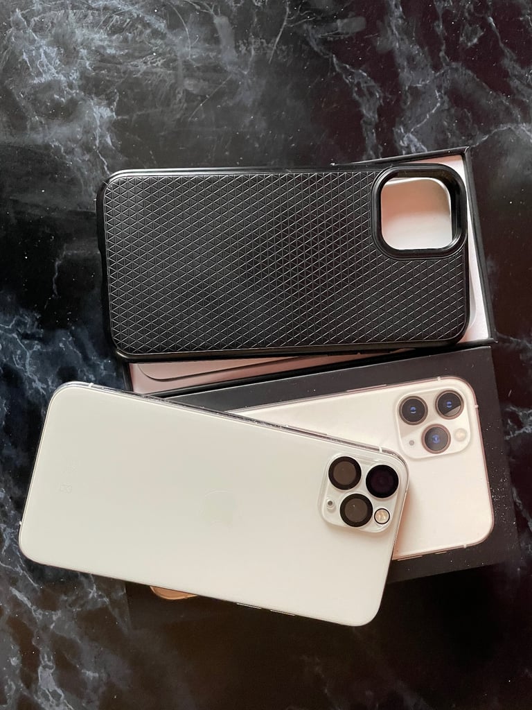Apple iPhone 11 Pro Silver 256GB Excellent condition 