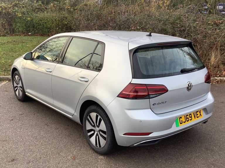 2019 Volkswagen Golf 35.8kWh e-Golf Hatchback 5dr Electric Auto (136 ps) Hatchback ELECTRIC Autom...