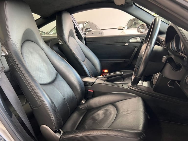 2005 Porsche 911 3.6 997 Carrera Coupe 2dr Petrol Manual (266 g/km, 325 bhp) Coupe Petrol Automatic