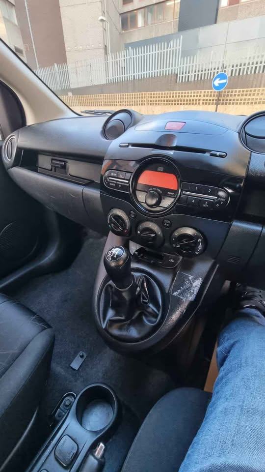 Mazda, 2, Hatchback, 2012, Manual, 1.4 Petrol ULEZ - DRIVES EXCELLENT 