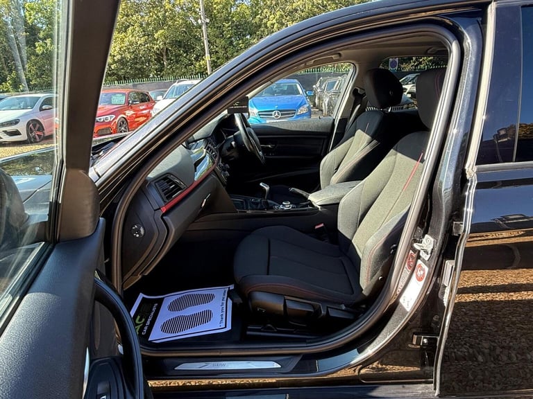 BMW 3 SERIES 2.0 318d Sport Euro 5 (s/s) 4dr 2015