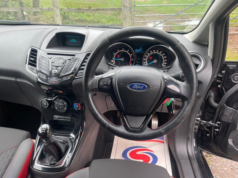 2015 Ford Fiesta 1.0 EcoBoost 140 Zetec S Black 3dr HATCHBACK Petrol Manual