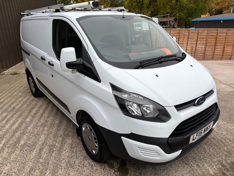 2015 Ford Transit Custom 2.2 TDCi 100ps Low Roof Van ECOnetic PANEL VAN Diesel Manual