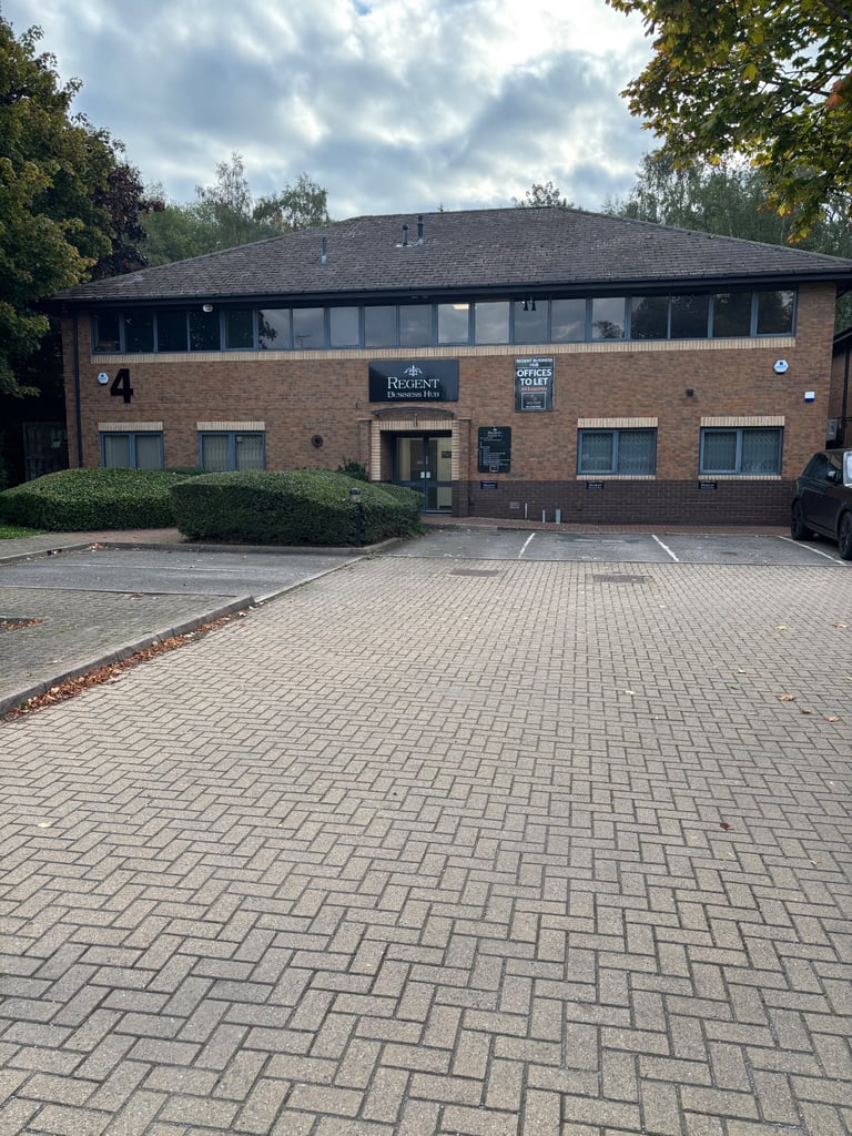 OFFICE SPACE TO LET LEEDS - BILLS & PARKING INCLUDED