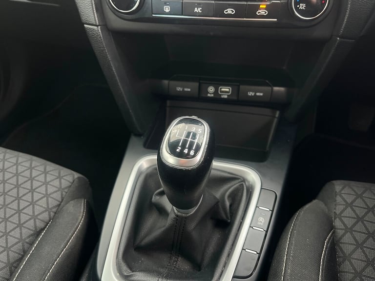 2019 Kia Ceed 1.0 T-GDi ECO 2 Hatchback 5dr Petrol Manual Euro 6 (s/s) (118 bhp) Hatchback Petrol...