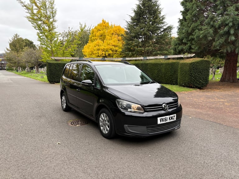 image for Volkswagen, TOURAN, MPV, 2011, Manual, 1197 (cc), 5 doors