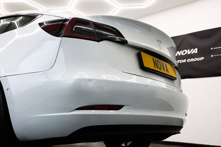 2020 Tesla Model 3 Standard Range Plus Saloon 4dr Electric Auto RWD (241 bhp) Saloon ELECTRIC Aut...