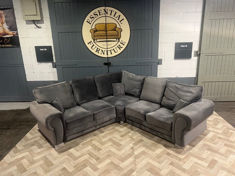 High quality grey L shape sofa, FREE DELIVERY 